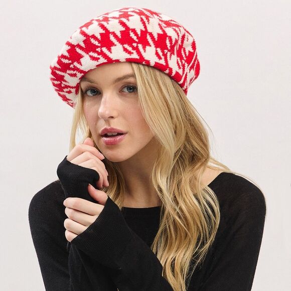 Classic Houndstooth Knit Beret Hat Women’s Winter Warm Stylish One Size - Picture 1 of 6